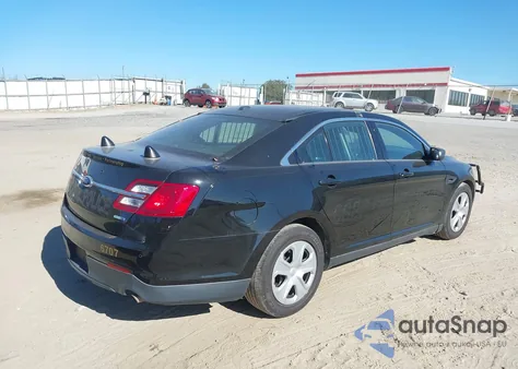 2015 Ford Police Interceptor из США, поврежденный, VIN 1FAHP2MK0FG100806